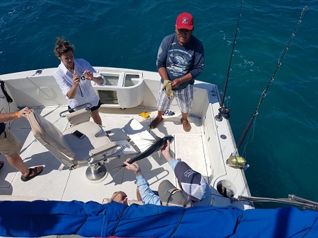 Visiting for the first time from New Albany, Indiana VIP Guests Eric Steinbrenner, John Rueff with Wilson and Nancy Teachy had a wonderful day with Capt Roberto and Capt Jose (34′)