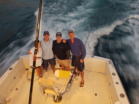 Visiting for the first time from New Albany, Indiana VIP Guests Eric Steinbrenner, John Rueff with Wilson and Nancy Teachy had a wonderful day with Capt Roberto and Capt Jose (34′)