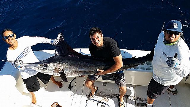 Return VIP Guests The Christian Ellis Group visiting from Poway, California fished with us aboard 37′ Bertram Sportfisher with Capt Franky on Dec 23, 2013. Christian, Desiree,