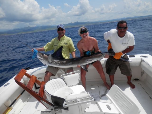 33′ Blackfin Combi CruiserSeptember 26, 2012