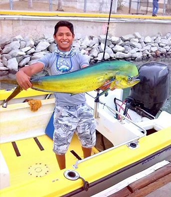 Panga Captain Justo makes happy clients again – they don’t want to be on camera