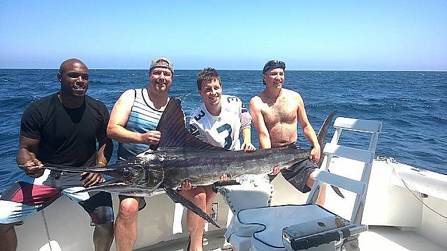 VIP Guests Jonathan & Hillary Goff (Honeymooners!) fished with VIP Guests Greg Hindman, Rob Dolliver and Chase Dolliver on our 38′ Chris Craft with Captain Carlos