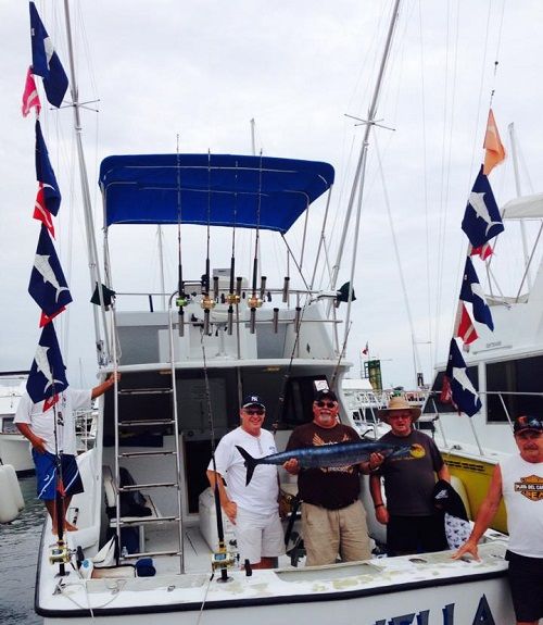 Captain Carlos does it again!CR&R 7 Striped Marlin + 1 Wahoo38′ StellicanNov 3, 2014