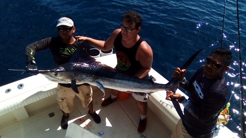 Father and Son Danny Sr and Danny Jr Bellavigna With Capt VictorTUNA MAGIC with CABO MAGIC