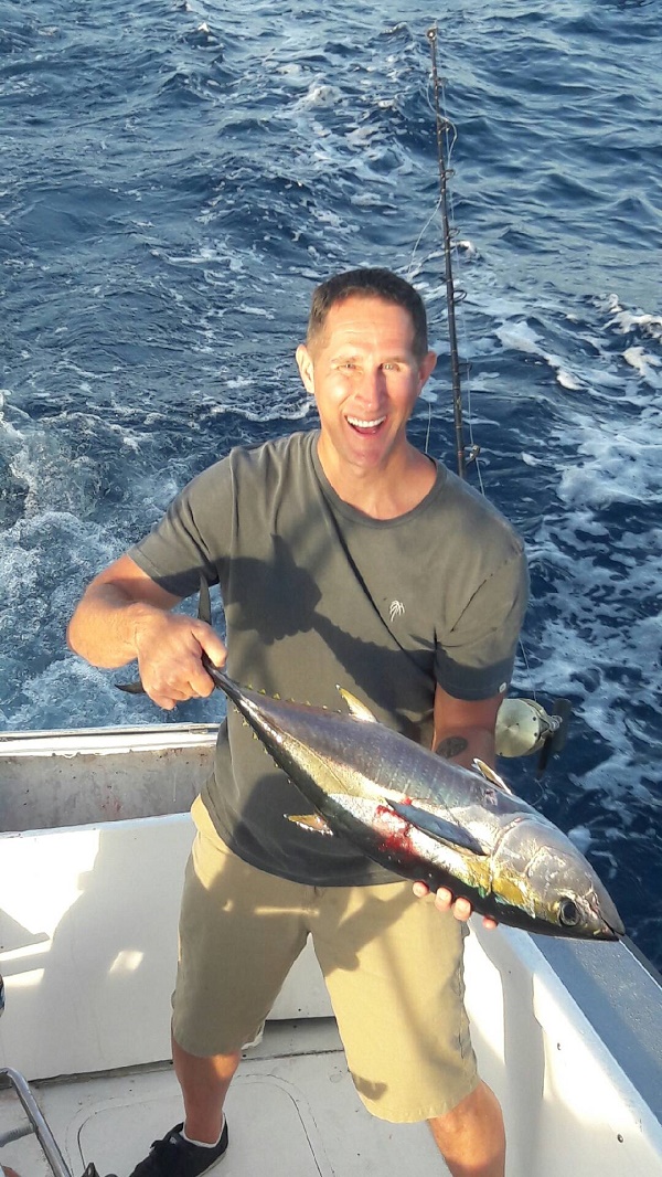 Visiting from Sunland in Southern CaliforniaVIP Guests John & Christine Eldred, Madeleine Eldred, Ryan Eldred and Dillon Waidyatilleka are having an amazing day catching #YELLOWFIN #TUNA