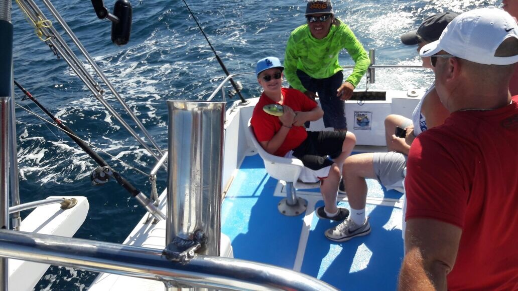 Visiting from Naperville, IllinoisFrank & Heather Degregorio with sons Logan (age 13) Cole (age 16) and Luke (age 18) spent some time today with Capt Jose (29′) doing some inshore fishing.