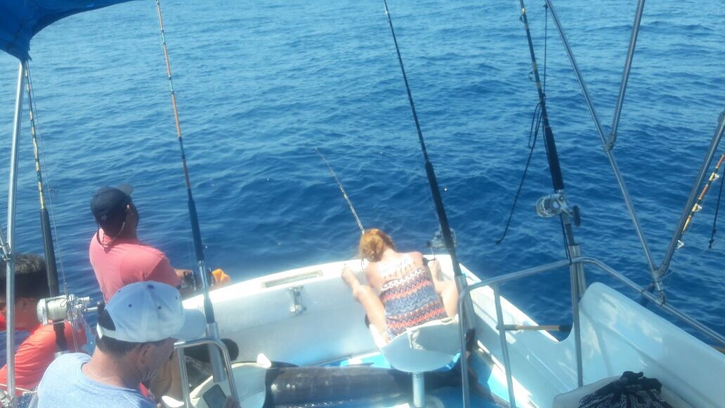 VIP Guests Dave & Karen Auzat visiting from Simi Valley, California fished Sept 5 2017 with Capt Jose 28′ Cruiser #1 Bilingo￼