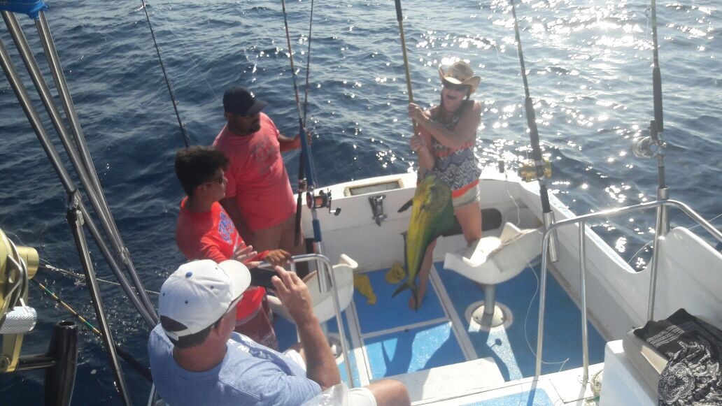 VIP Guests Dave & Karen Auzat visiting from Simi Valley, California fished Sept 5 2017 with Capt Jose 28′ Cruiser #1 Bilingo￼