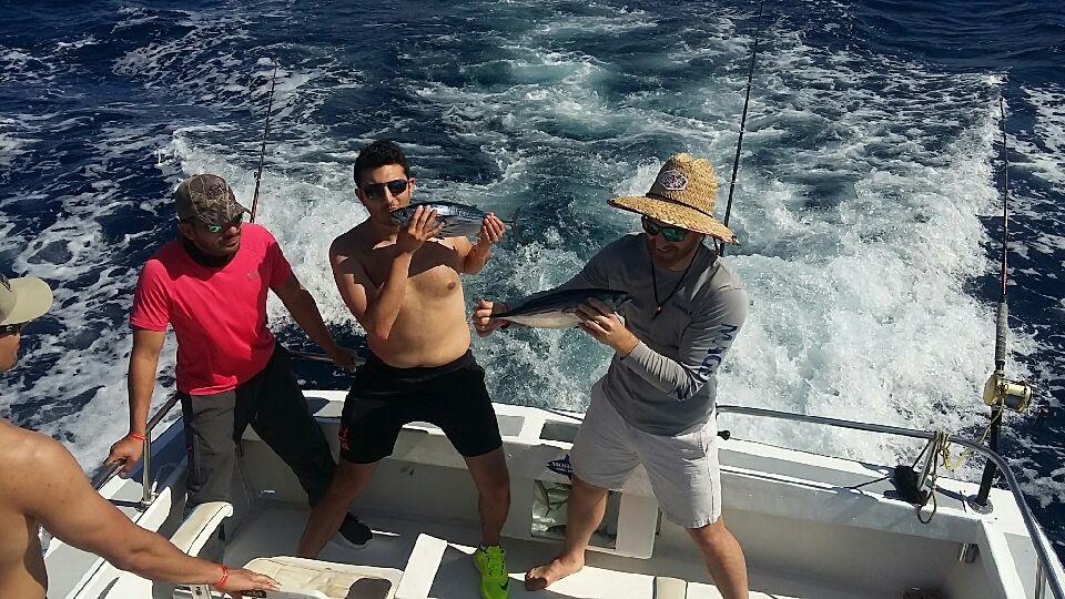 VIP Guests visiting from Dallas, Texas with Capt Moro 33′ Luhrs sharing the helm withGeorge Farhat, Quinton Reckmeyer, Forrest Harrington