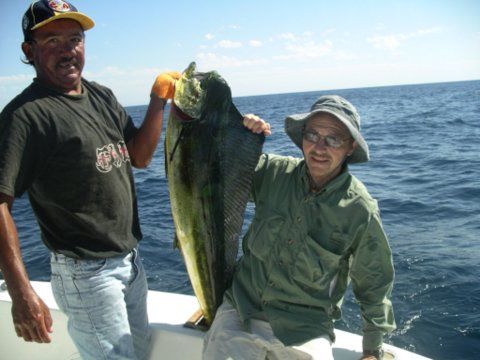 They fished aboard “SUELTAME” on November 14th and 16th – 2005￼