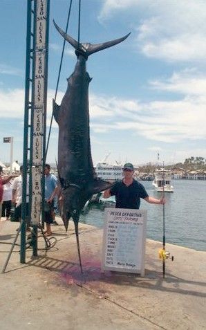 VIP Guests The Ronald Higdon Group – Earth Sea and Sky Clients – Watsonville, Califoria fished with us today